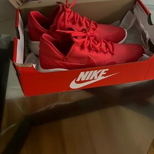 COPY - This shoes are new with your box they are so comfortable .